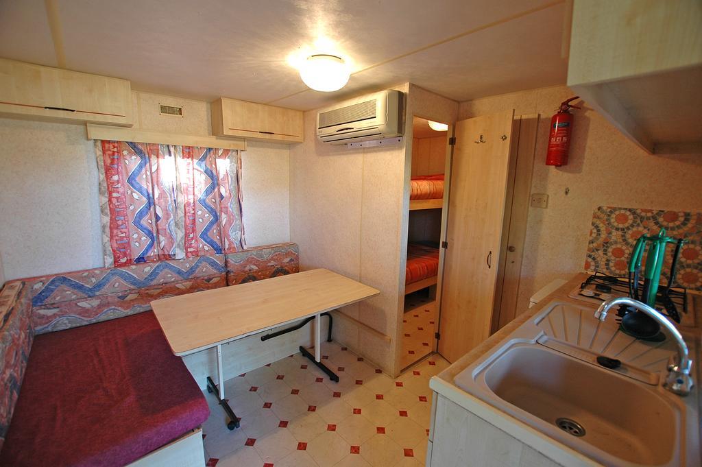 Hôtel Camping Europa 2 à Capoliveri  Chambre photo